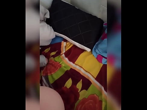 ❤️ Менин комнаташым үйдө жалгыз калат, анткени күйөөсү каникулга кетип жатат, мен аны сиккенге жана эшегин сүткө толтурганга мүмкүнчүлүк берем ❤️❌ Шлюздер бизде ky.porncomixone.ru ❌❤